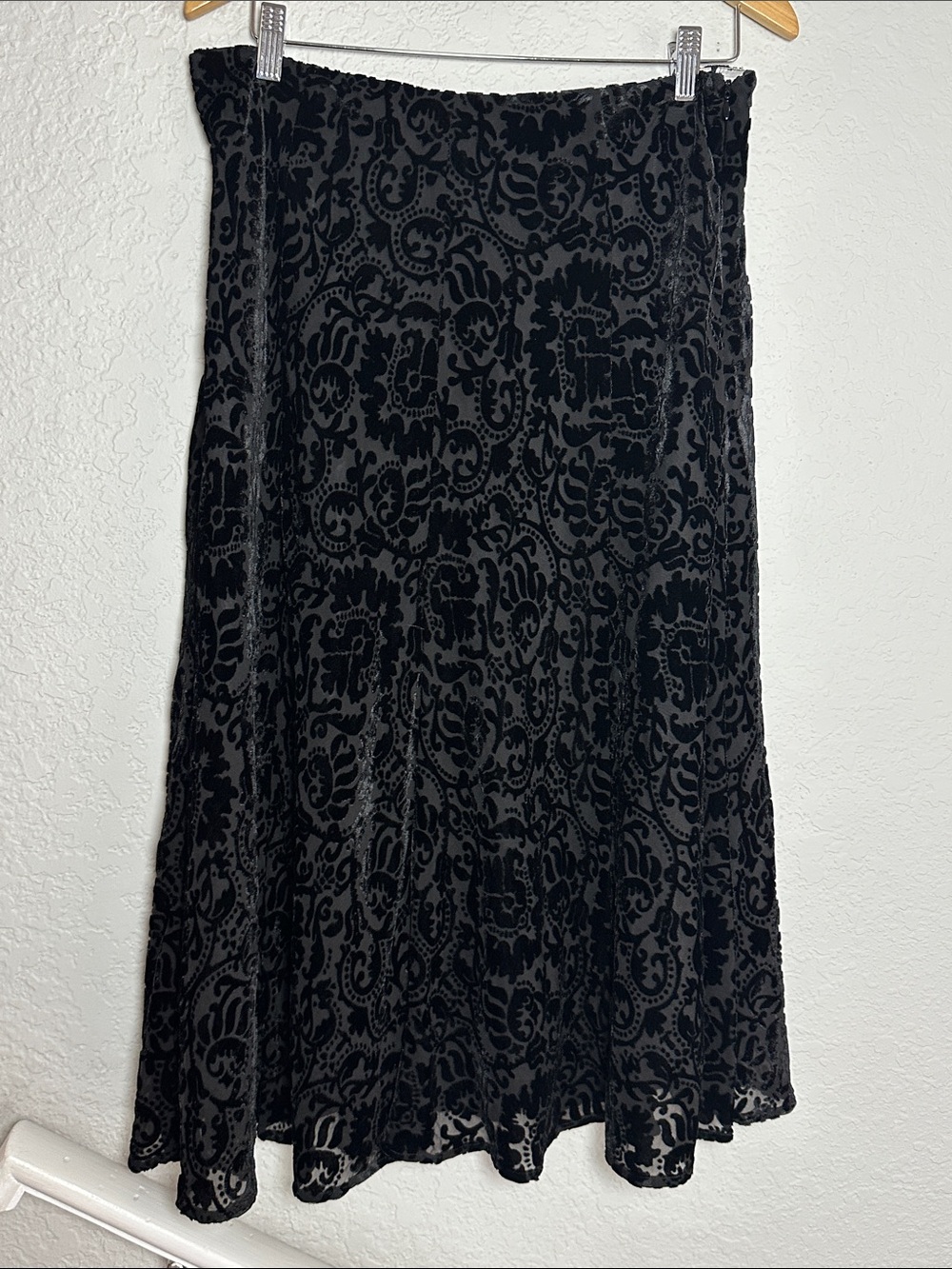NEW Jones New York Black Burnout Velvet Midi Skirt Witchy Goth Dark Romantic